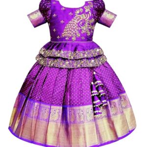 Give a Flared Waistline Stylish & Flower printed Bodices Party Wear Gown Dress Linning